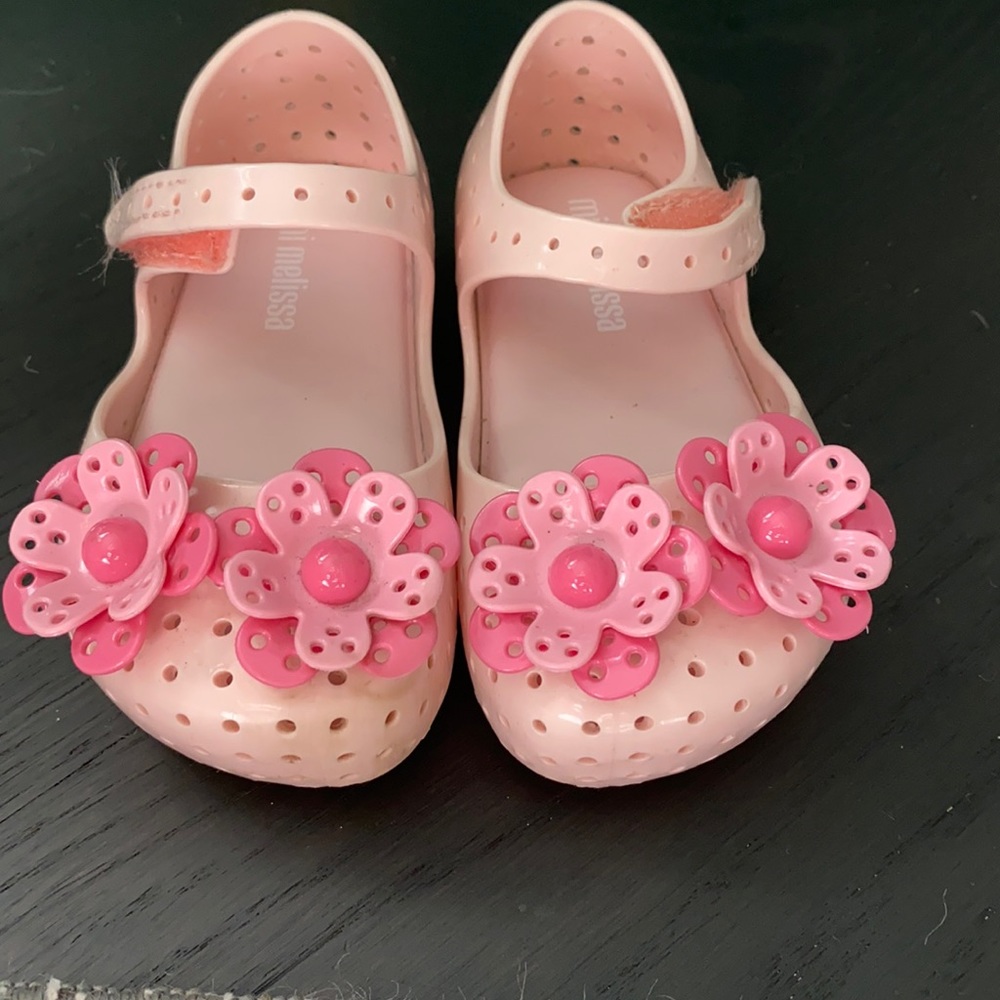 Mini Melissa size 6 rubber shoes with flowers
